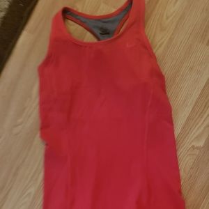 nike workout tank